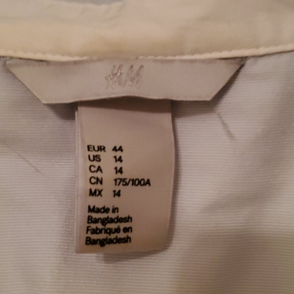 H&M Button-Up - Picture 3 of 4
